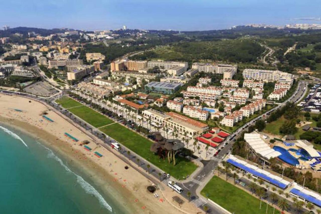 Port Aventura, Exclusivo Alojamiento La Pineda Dış mekan fotoğraf
